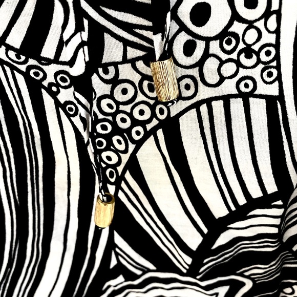 Trina Turk ✦ Silk Blend Beach Cover Tunic ✦ BW - Picture 6 of 11